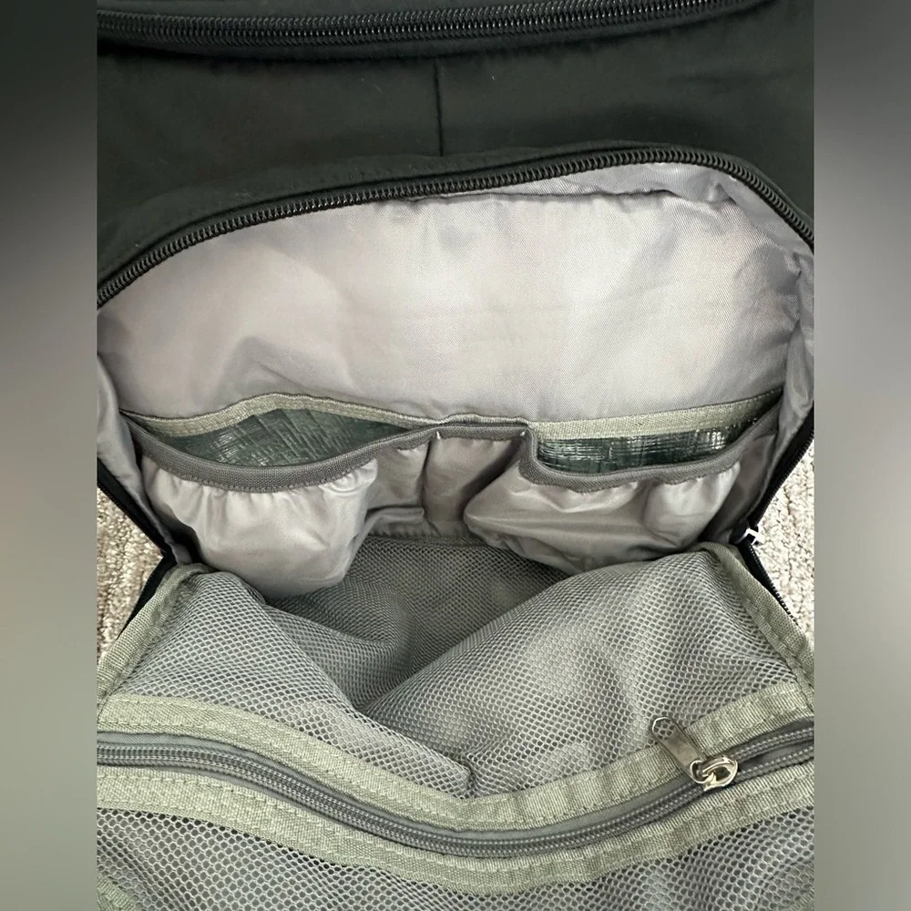 Multifunction Baby Travel Backpack with Portable Changing Pad